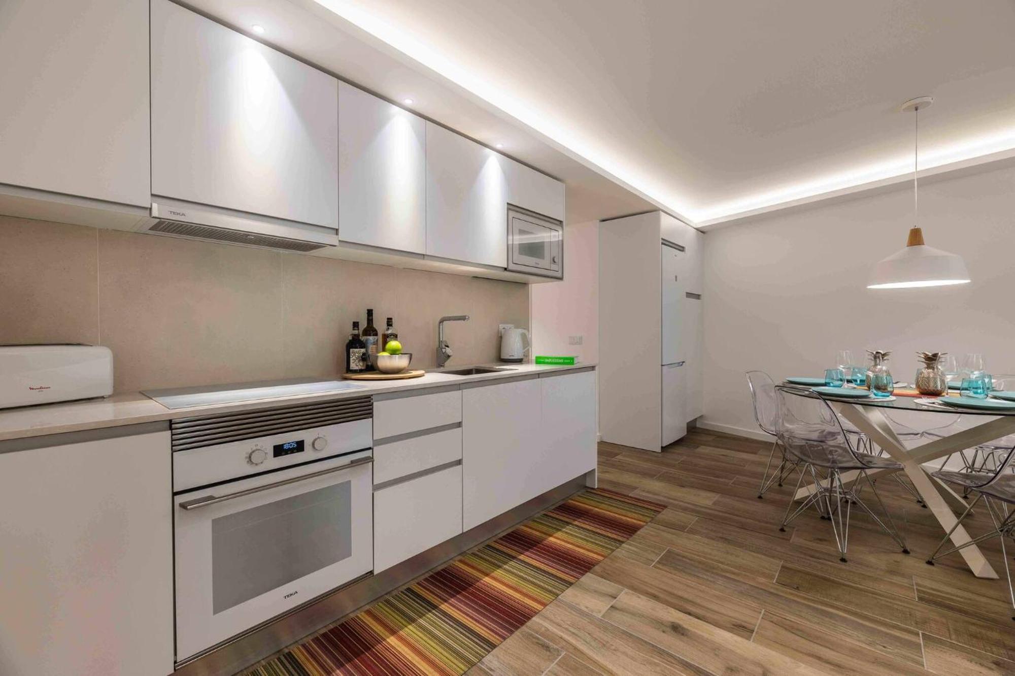 Apartment Downtown 3-bedroom Luxury